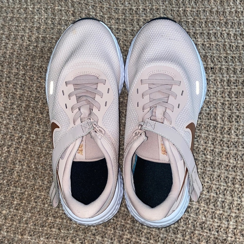 Women’s Nike running shoes